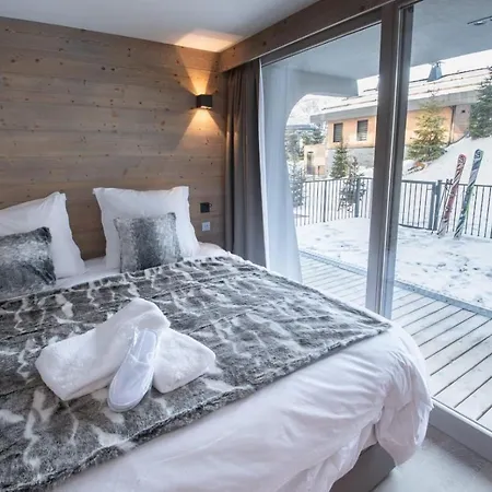 Luxueux Skis Aux Pieds, Jacuzzi Privatif Appartement
